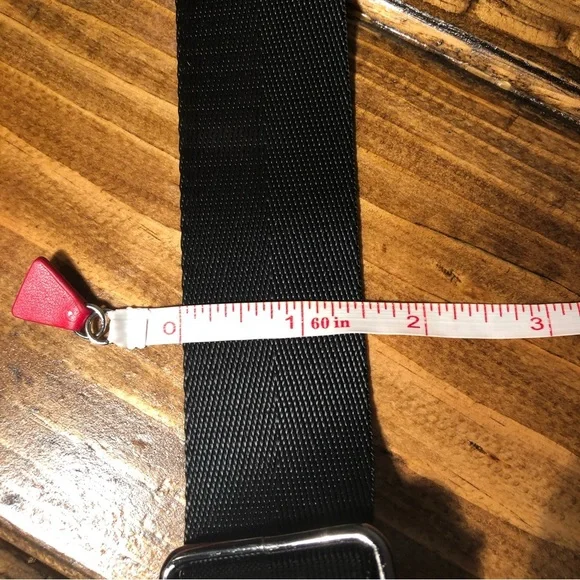 Sondra Roberts Squared Quilted Puffer crossbody clutch wristlet - Picture 8 of 12